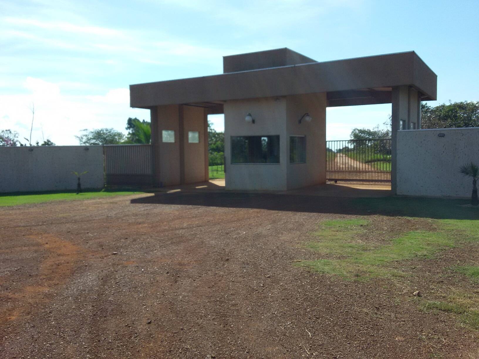 #CH0112 - Chácara para Venda em Chapada dos Guimarães - MT