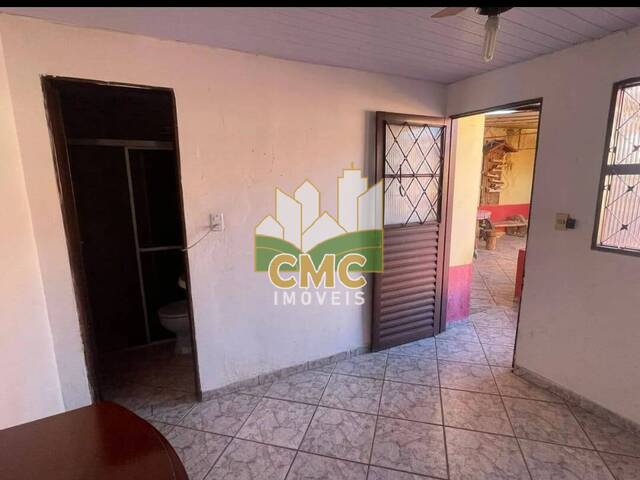 Casa para Venda em Cuiabá - 5