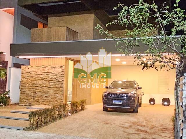 Casa para Venda em Cuiabá - 3