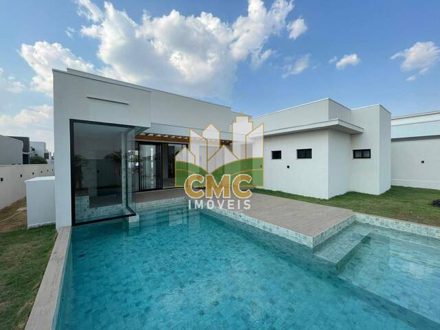 #CA0135 - Casa para Venda em Cuiabá - MT